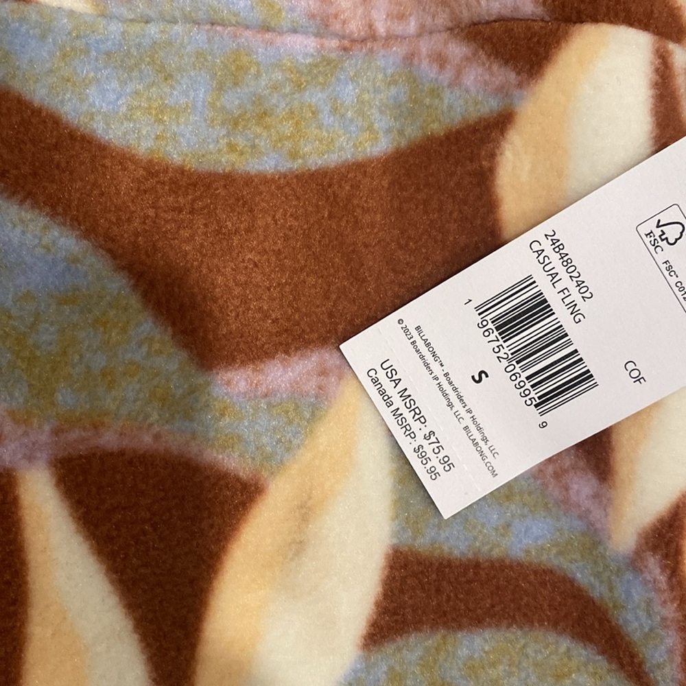Last Day- Billabong Floral Polar Fleece Pullover - Picture 6 of 8